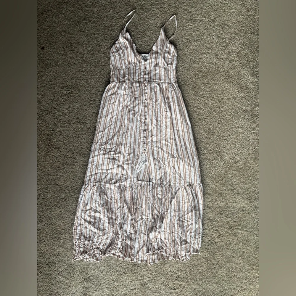 Abercrombie & Fitch White and Brown Striped Maxi Dress medium - Picture 2 of 8